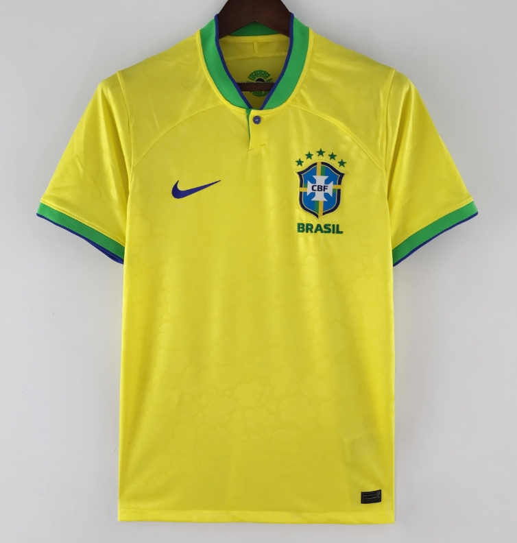Fans Version 2022 Brazil home