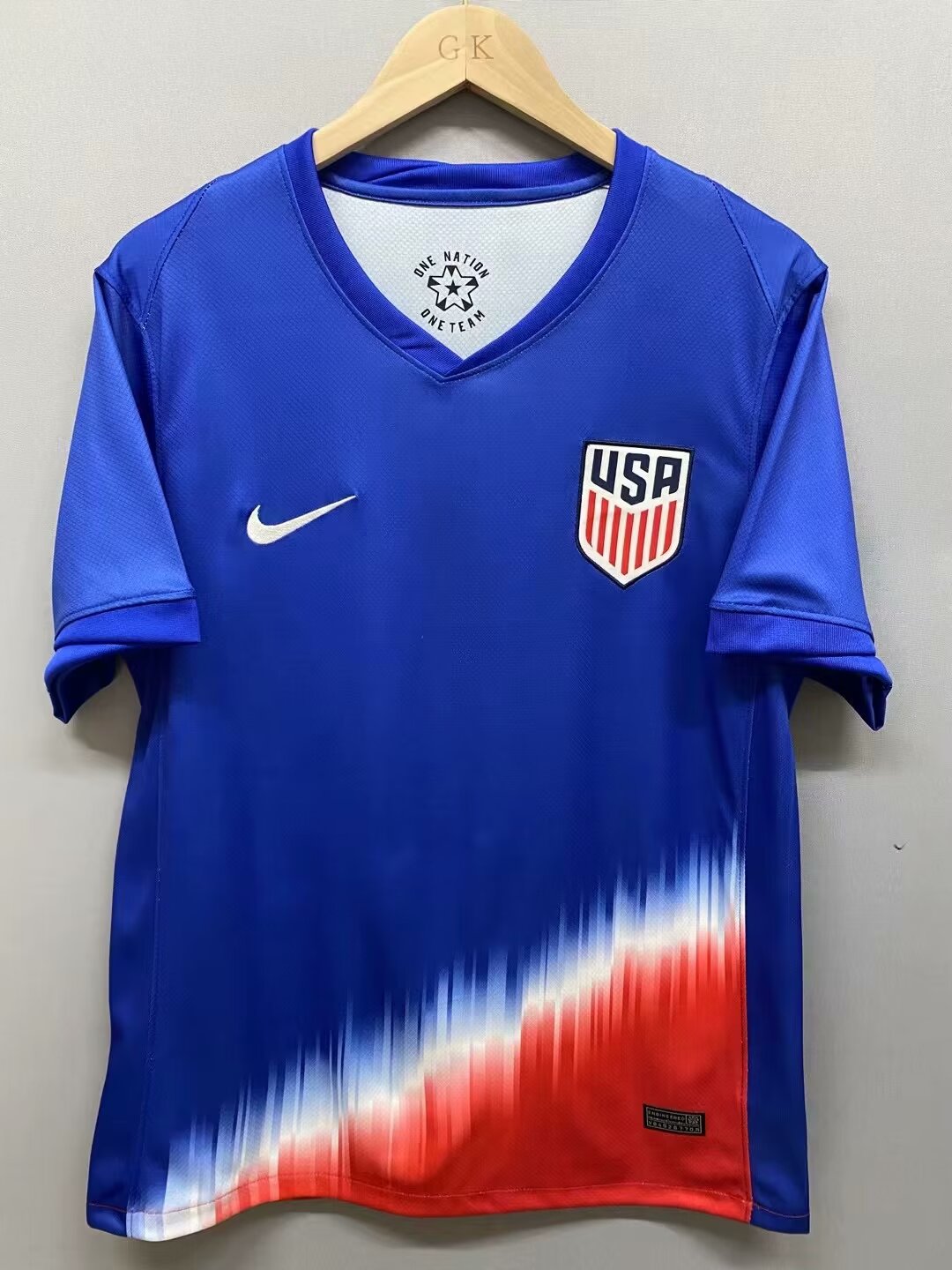 Fans Version 24/25 USA away