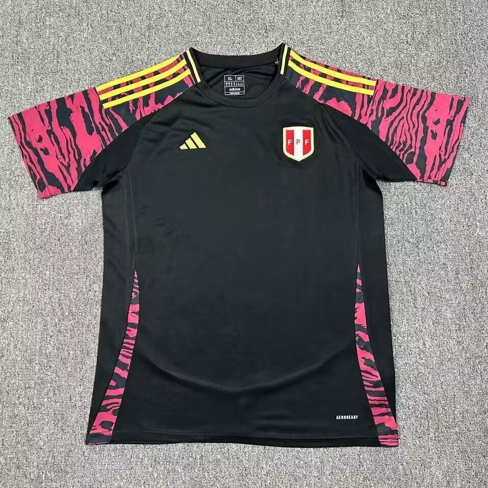 Fans Version 24/25 Peru away 
