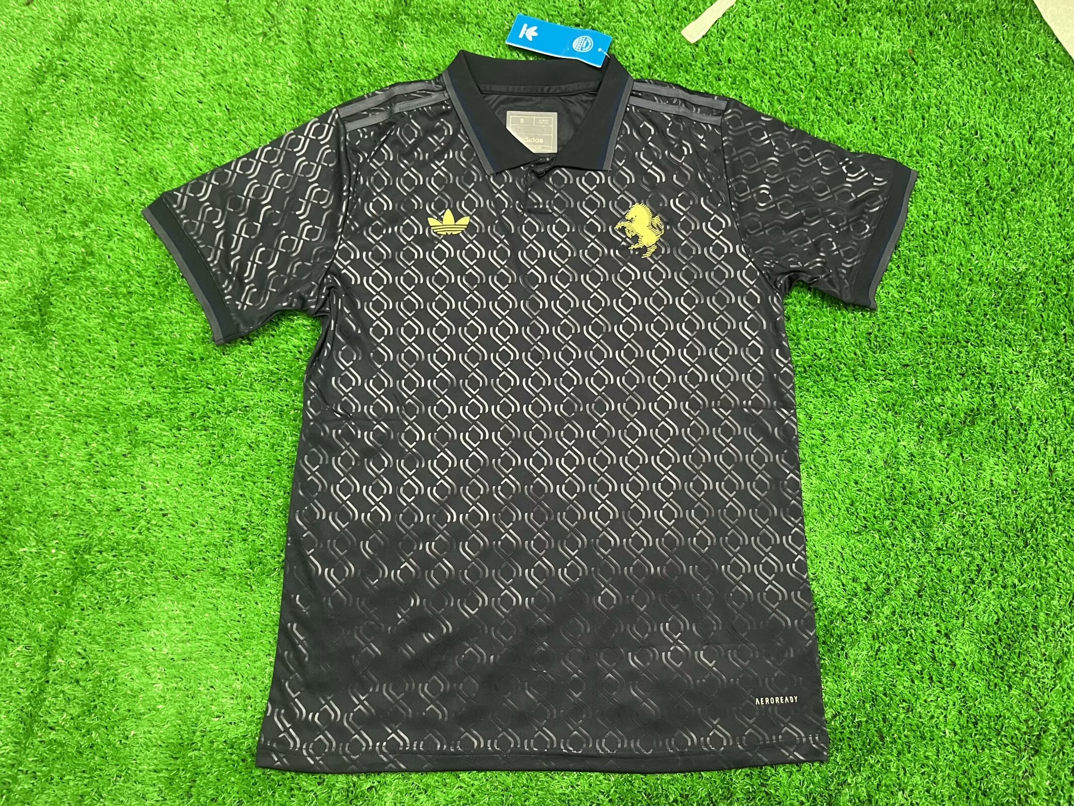 Fans Version 24/25 Juventus third away