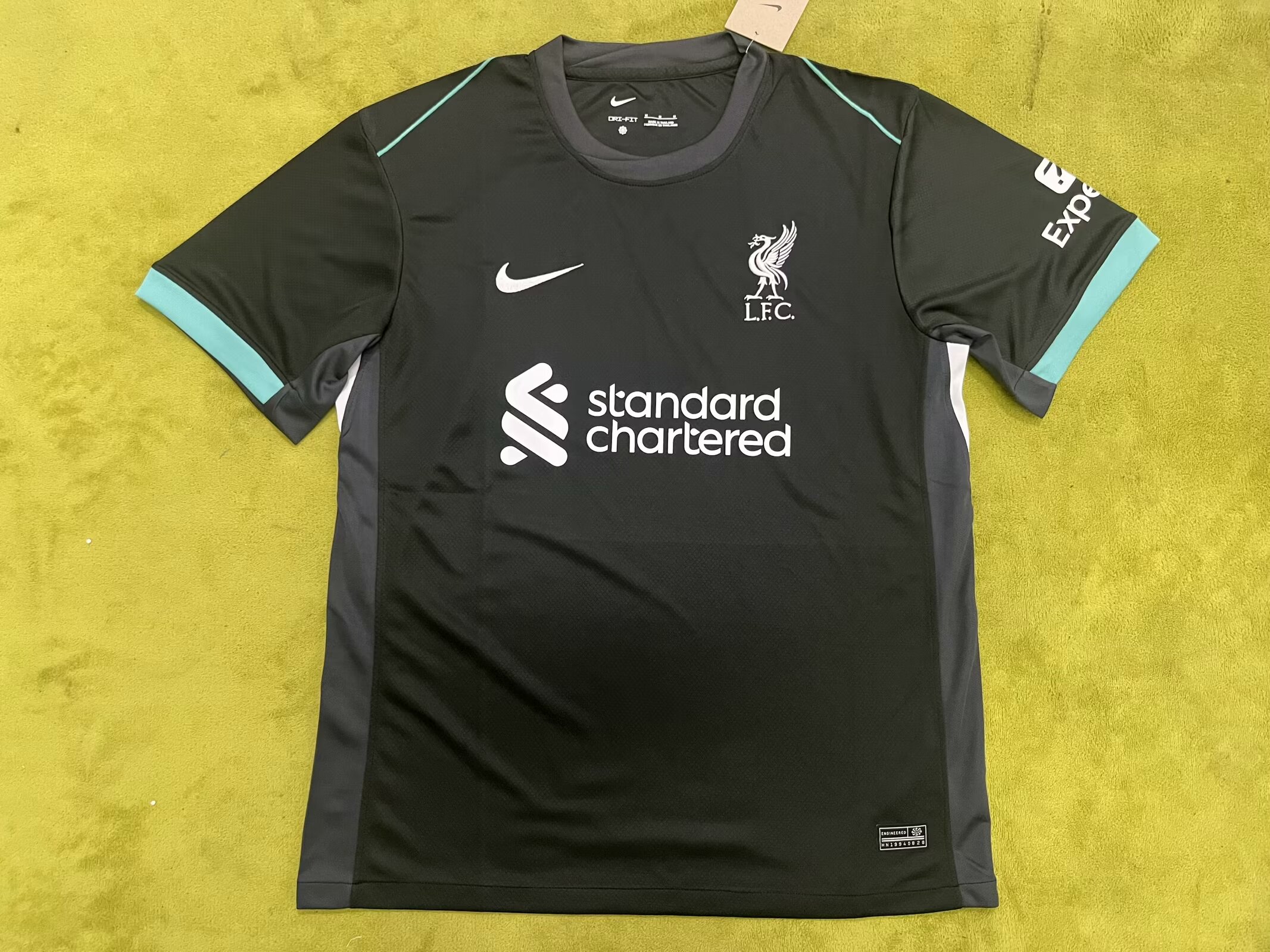 Fans Version 24/25 Liverpool away