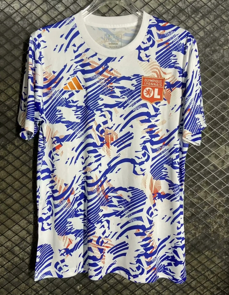 Fans Version 24/25 Lyon Special Edition