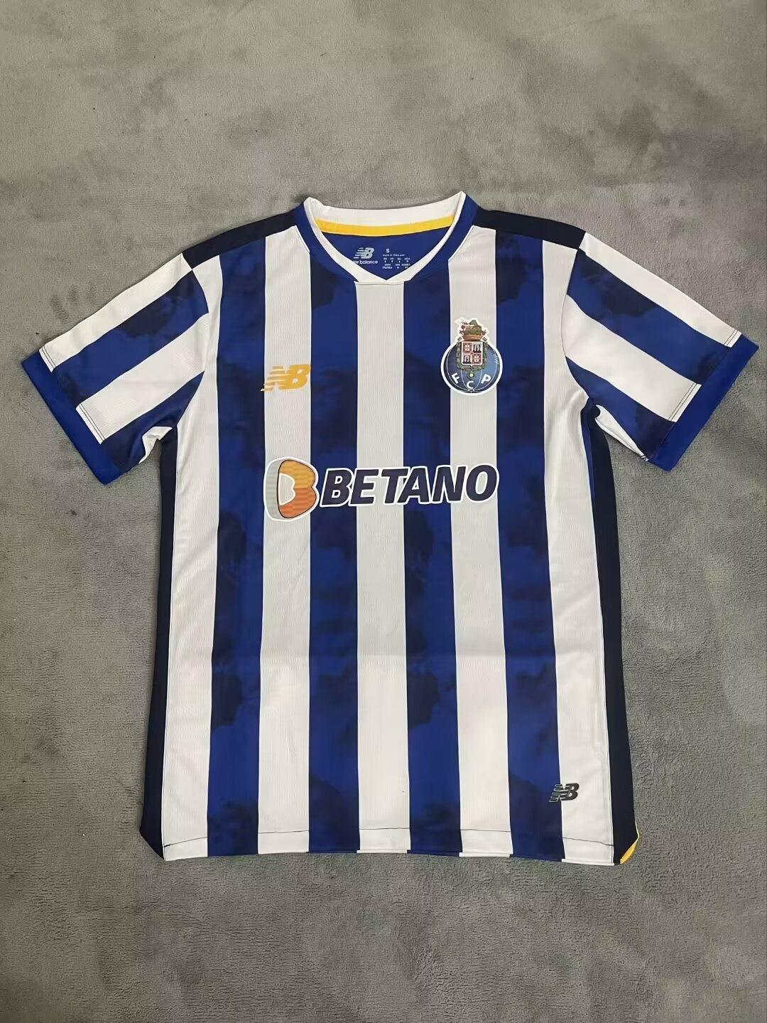 Fans Version  24/25 Porto home