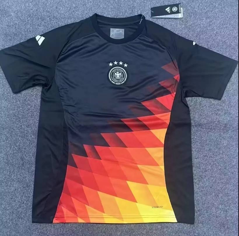 Fans Version 24/25 Germany special edition black