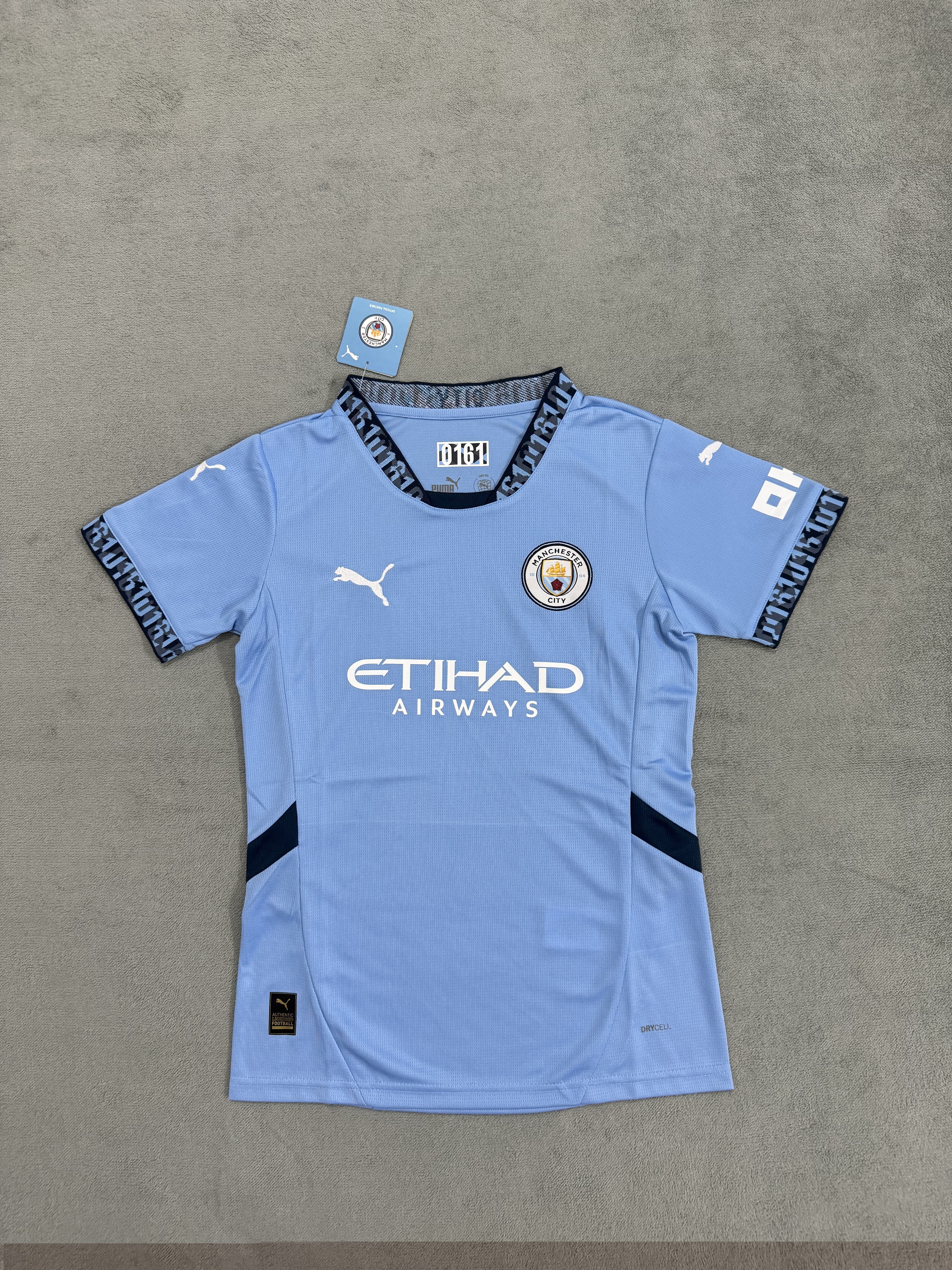 Fans Version 24/25 Manchester City home woman