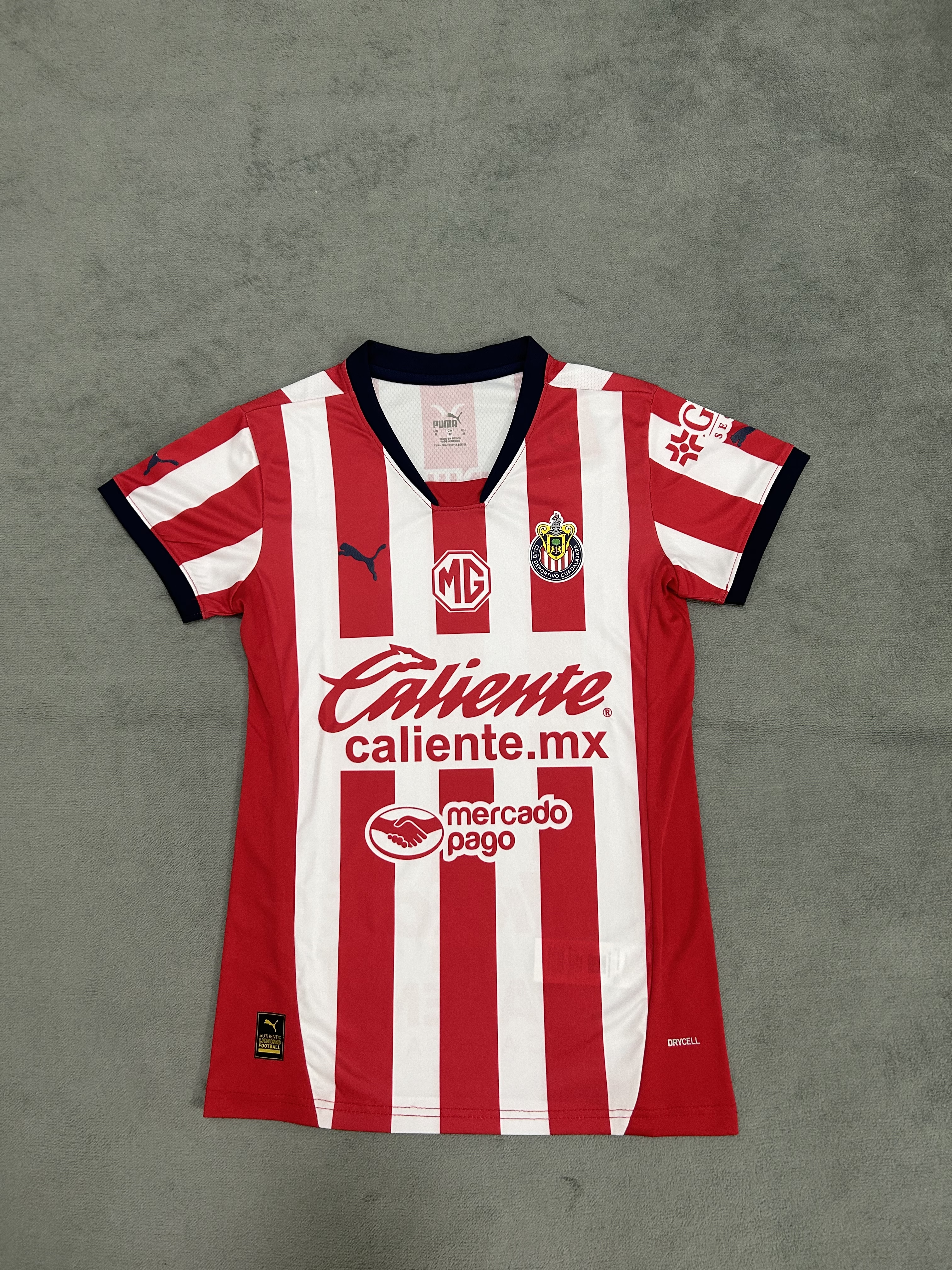 Fans Version 24/25 Chivas Home woman