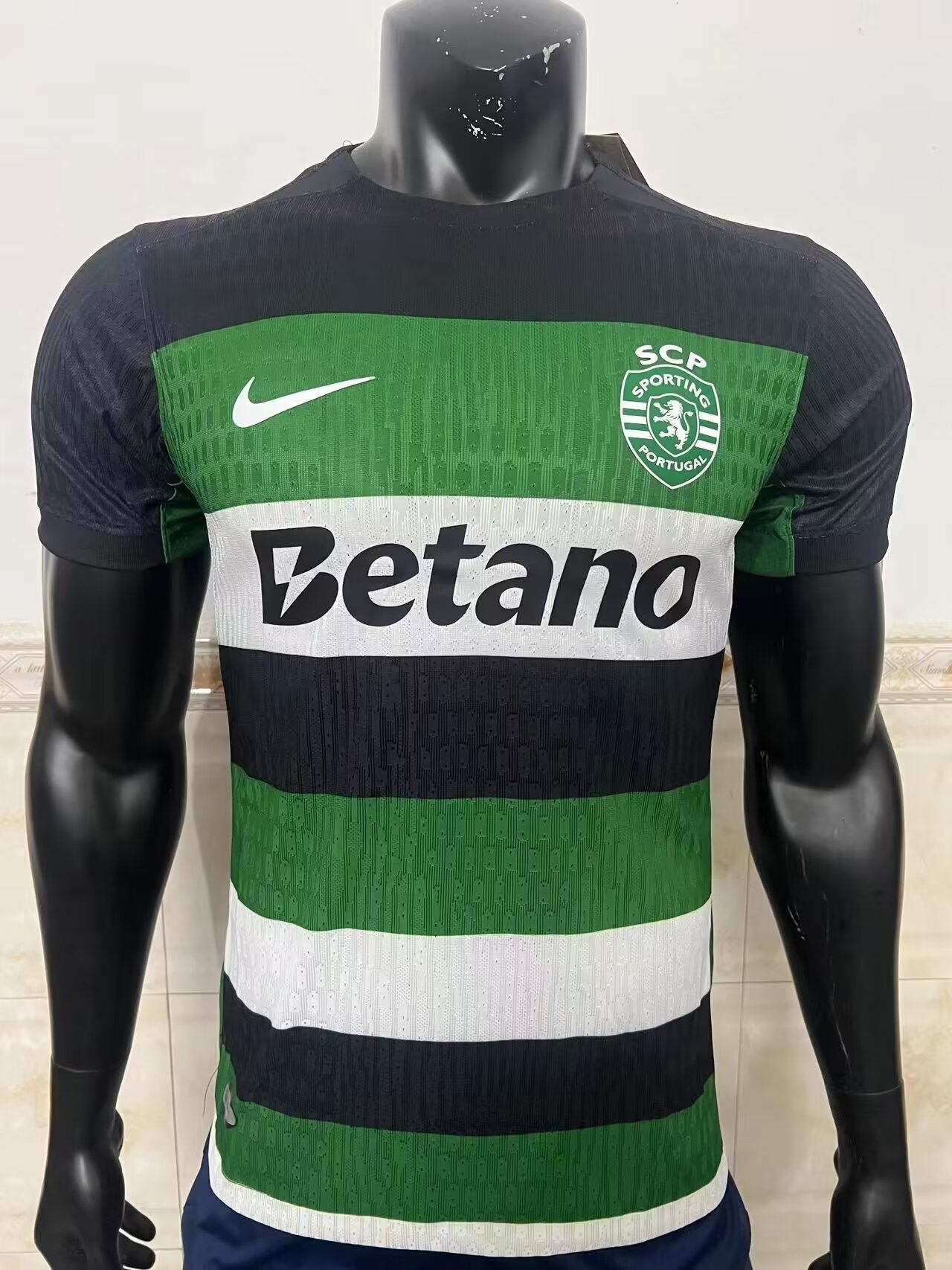 Player Version 24/25 Lisbon Home 