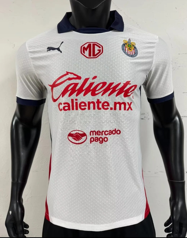 Player Version 24/25 Chivas away