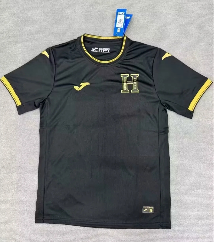 Fans Version 24/25 Honduras Black