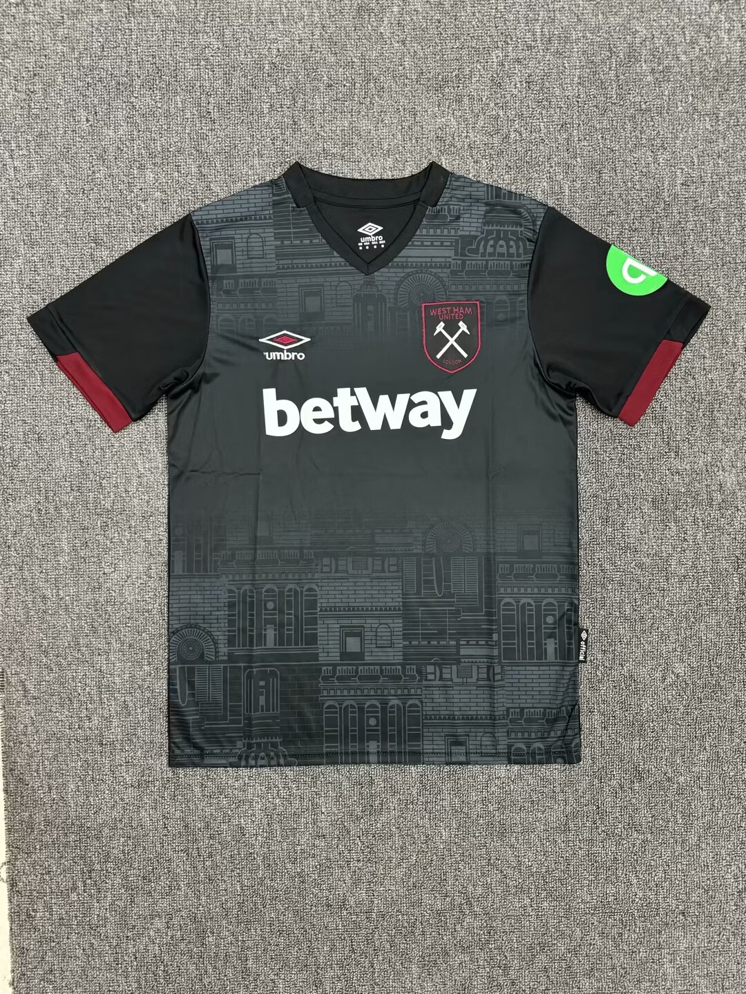 Fans Version 24/25 West Ham away