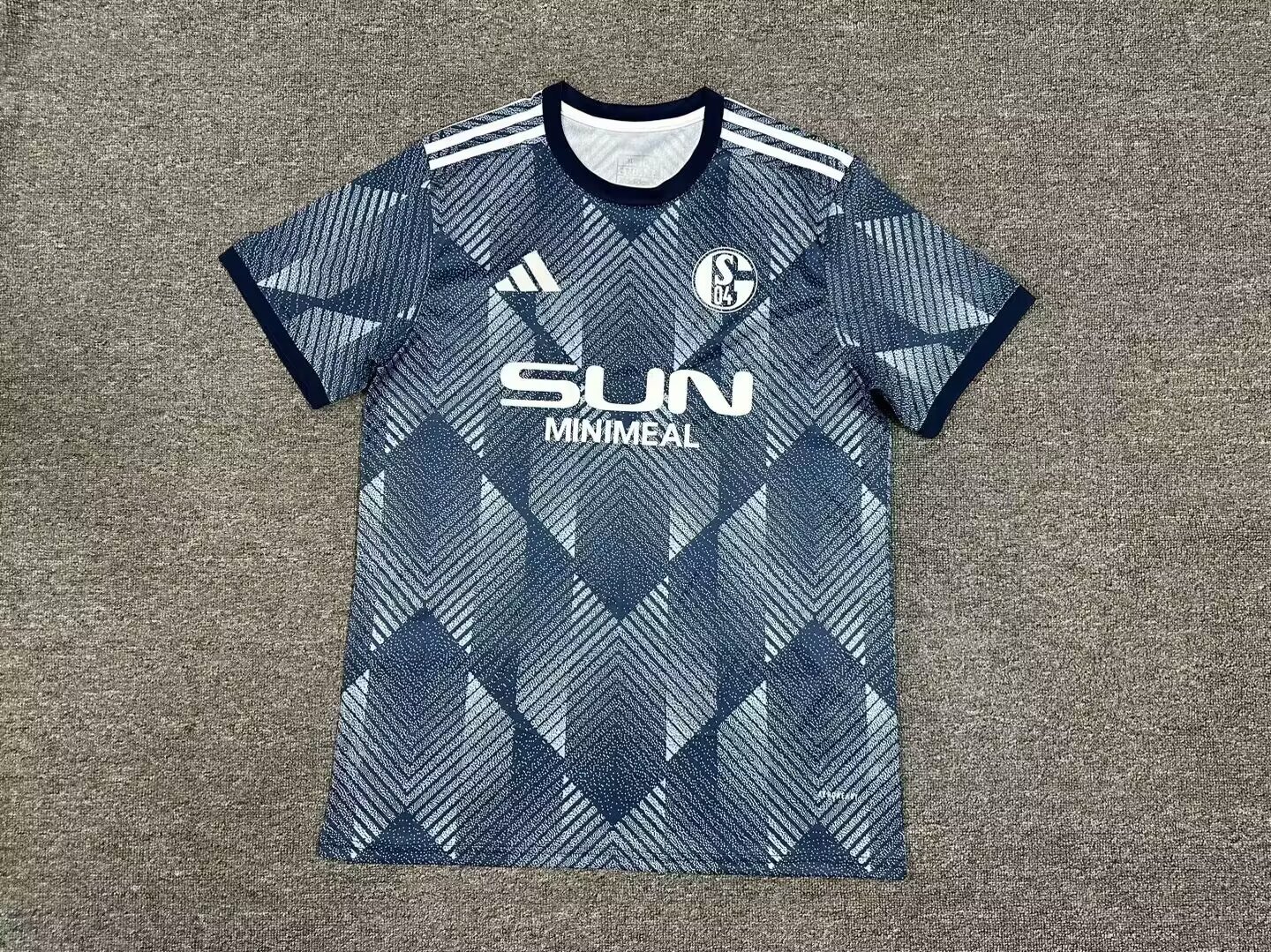 Fans Version 24/25 Schalke 04 third away