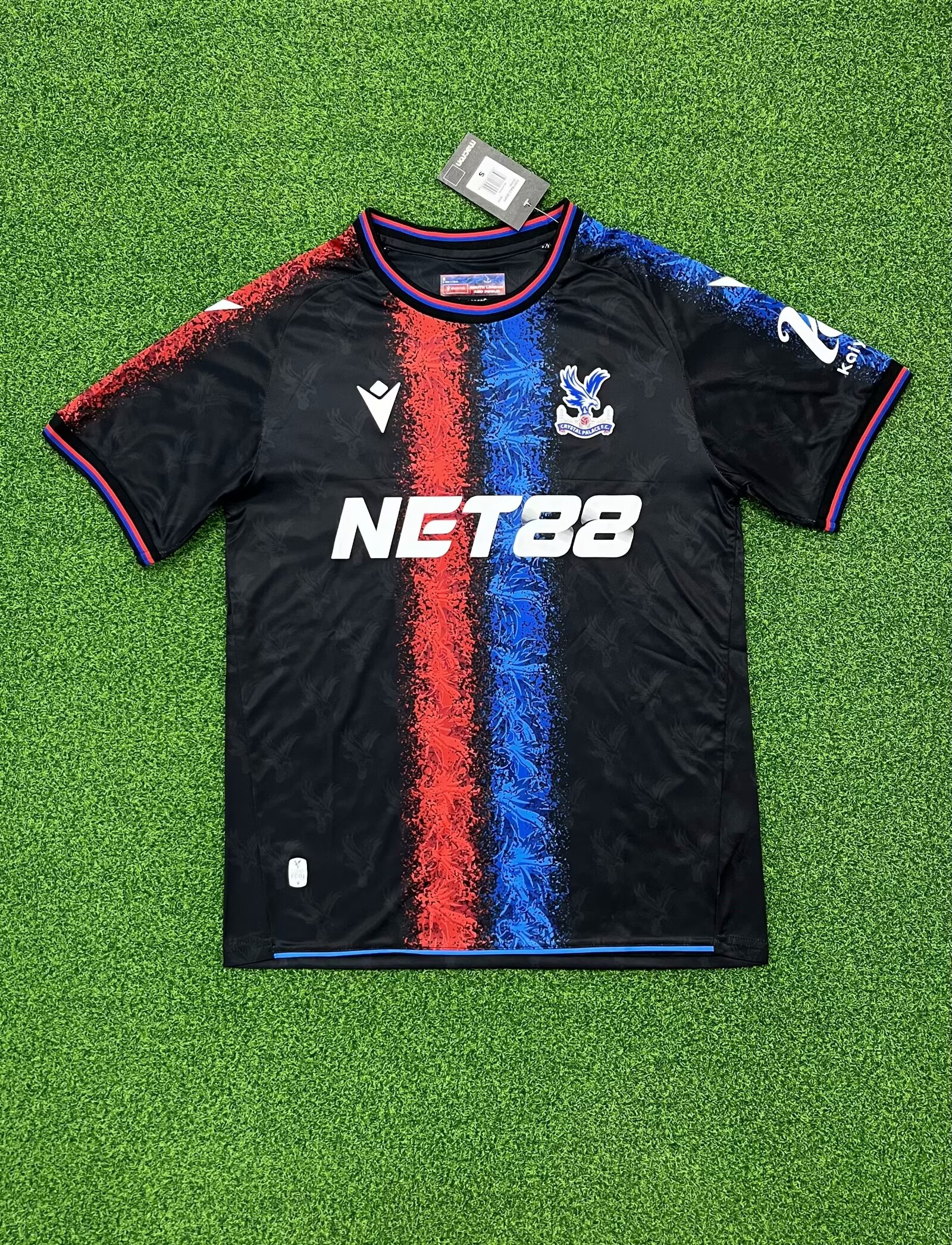 Fans Version 24/25 Crystal Palace third away