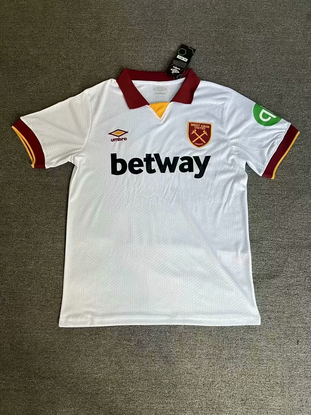Fans Version 24/25 West Ham third away