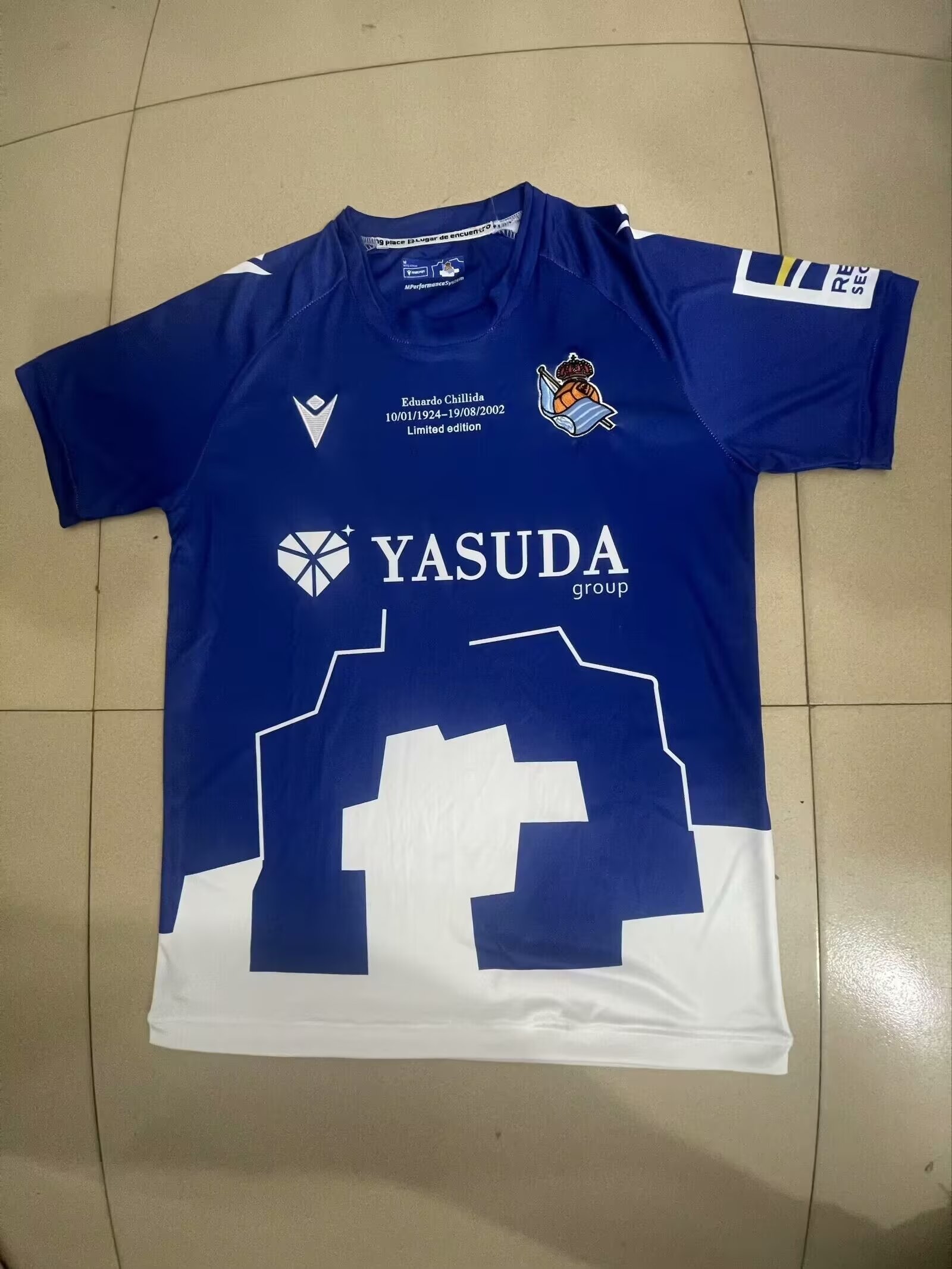 Fans Version 24/25 Real Sociedad special