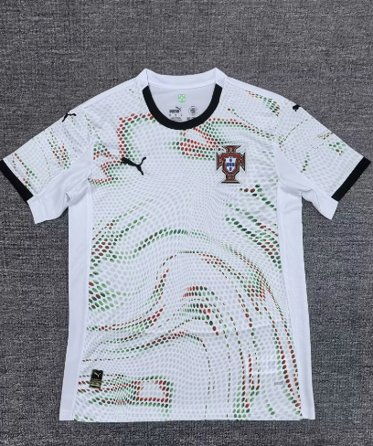 Fans Version 25/26 Portugal away Predictive version