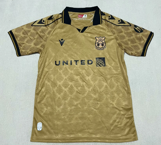 Fans Version 24/25 Wrexham Third away