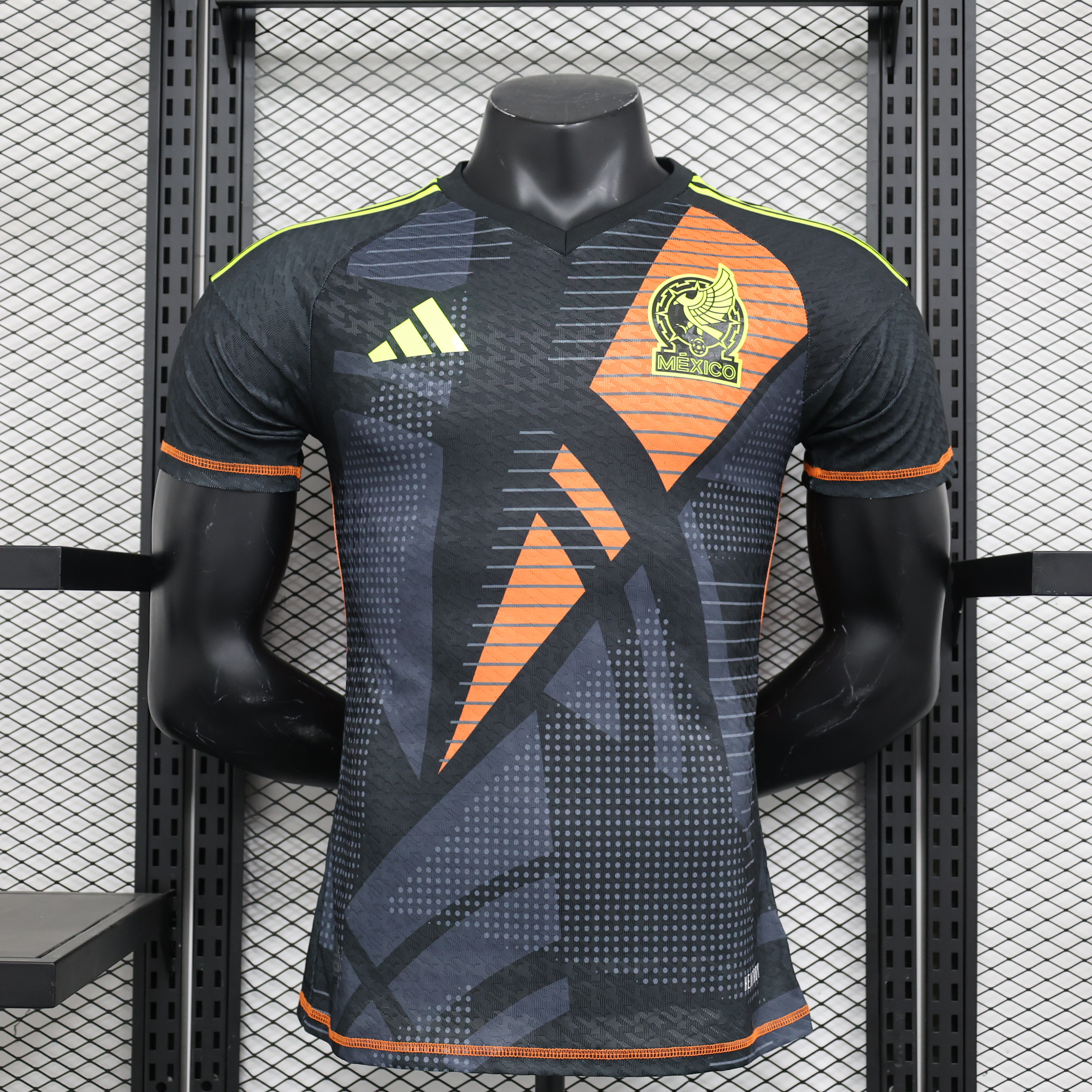 Player Version 24∕25 Mexico training