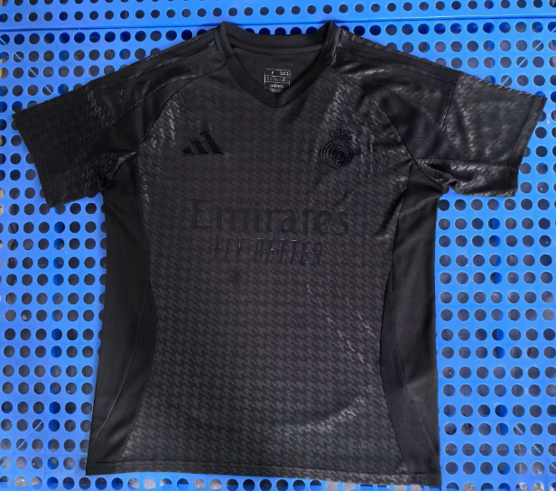 Fans Version 25/26 Real Madrid special all black Soccer Jerseys