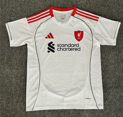 Fans Version 25/26 liverpool away