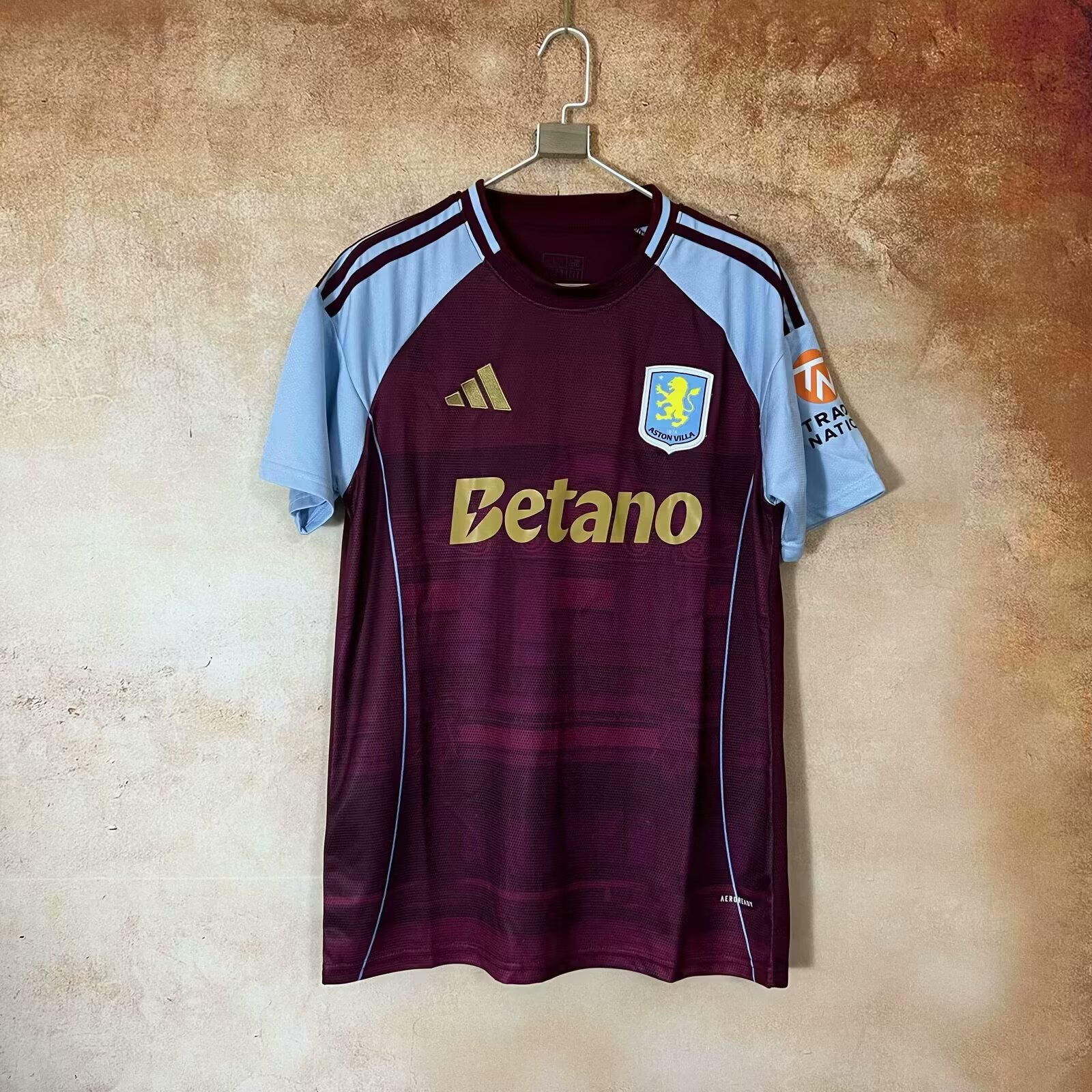 Fans Version 25/26Aston Villa special  red version