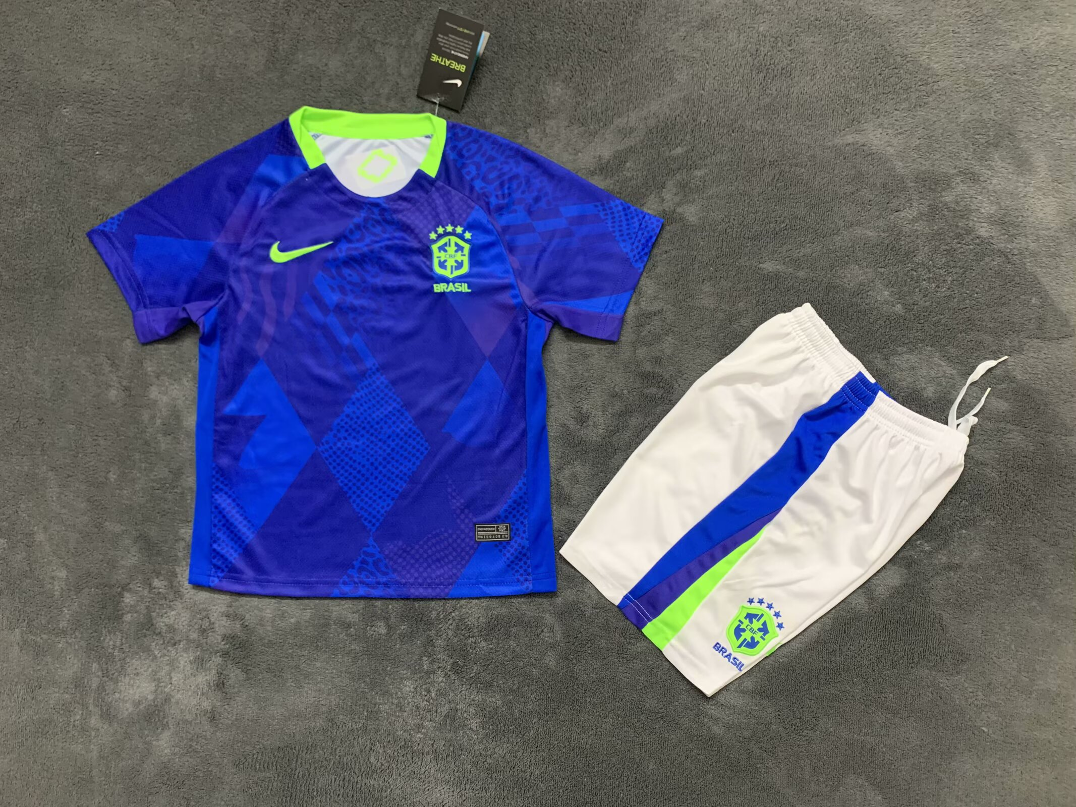 25/26Brazil kids kits away