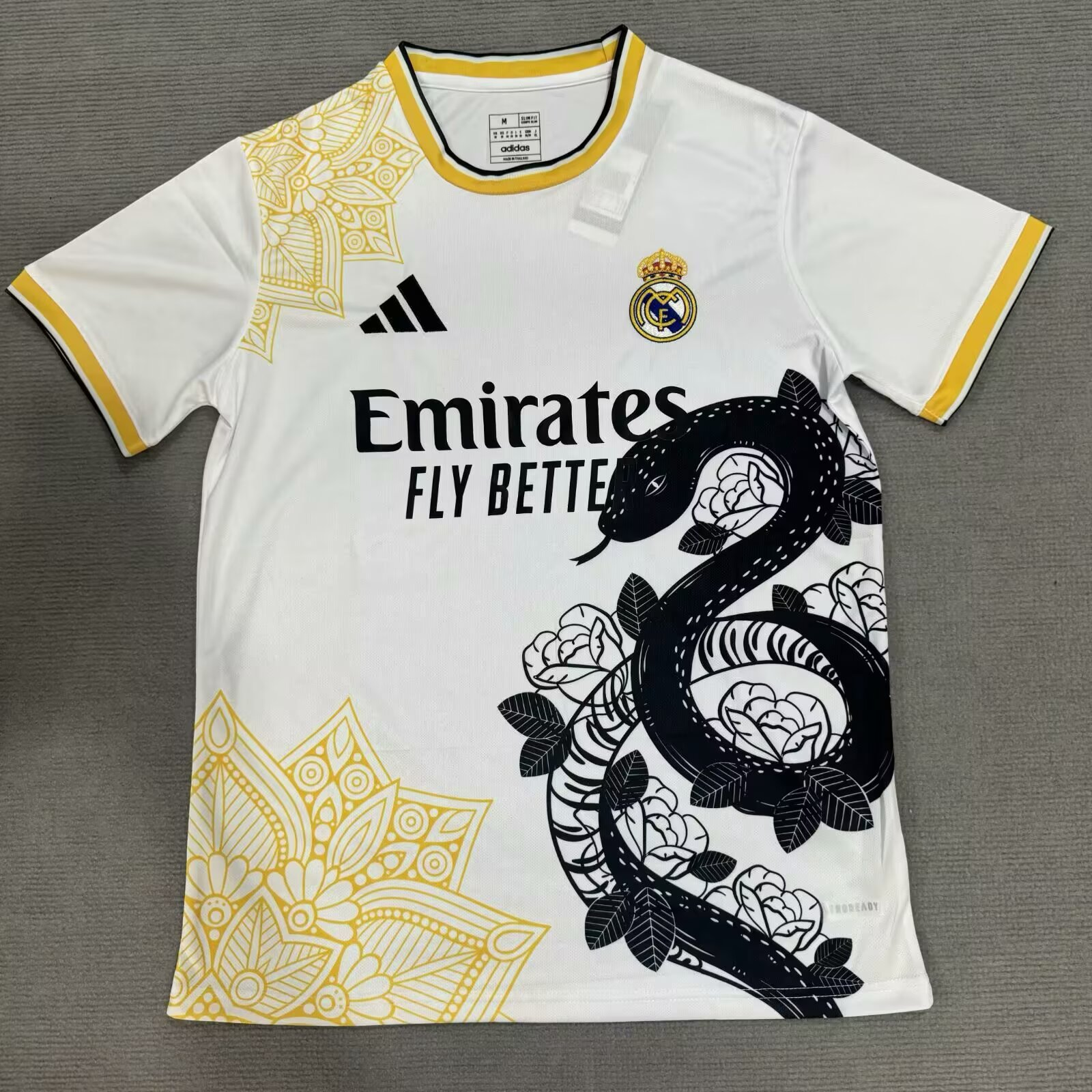  Fas version 25/26 Real Madrid Special Edition