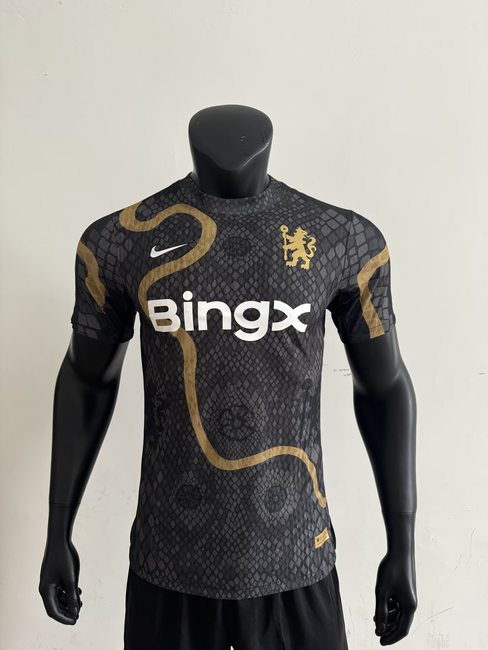25/26Chelsea player version pre match uniform