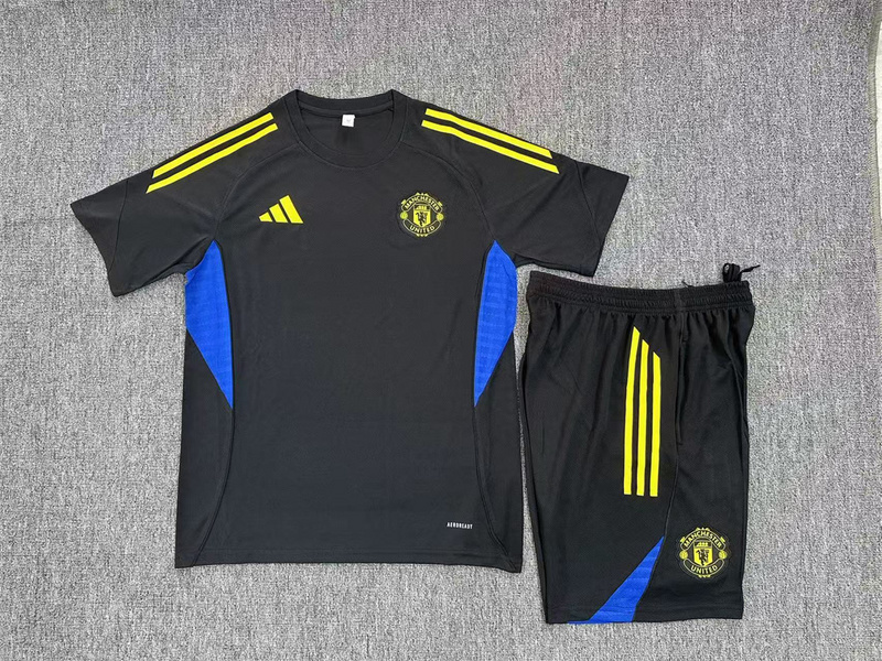 25/26 Manchester United black kids Training Kits