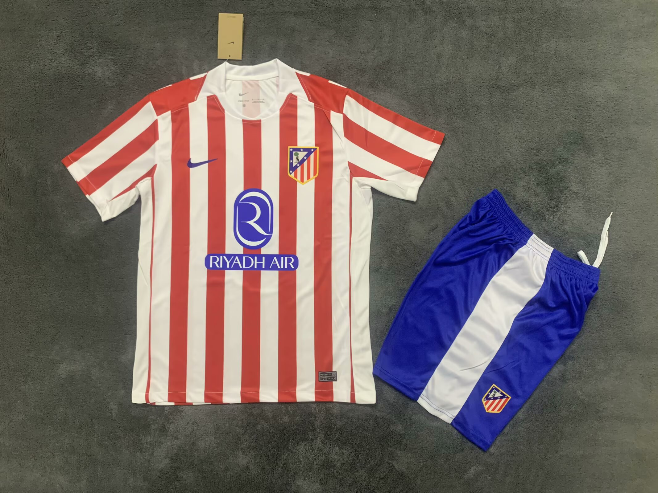 25/26Atletico Madrid Adult Set