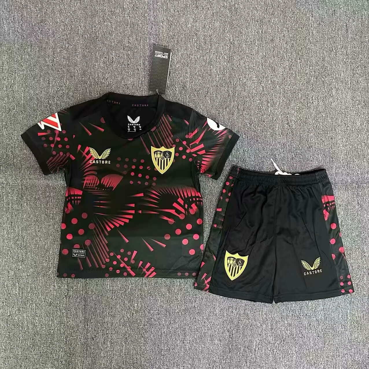 24-25Adults kits Seville two guest  