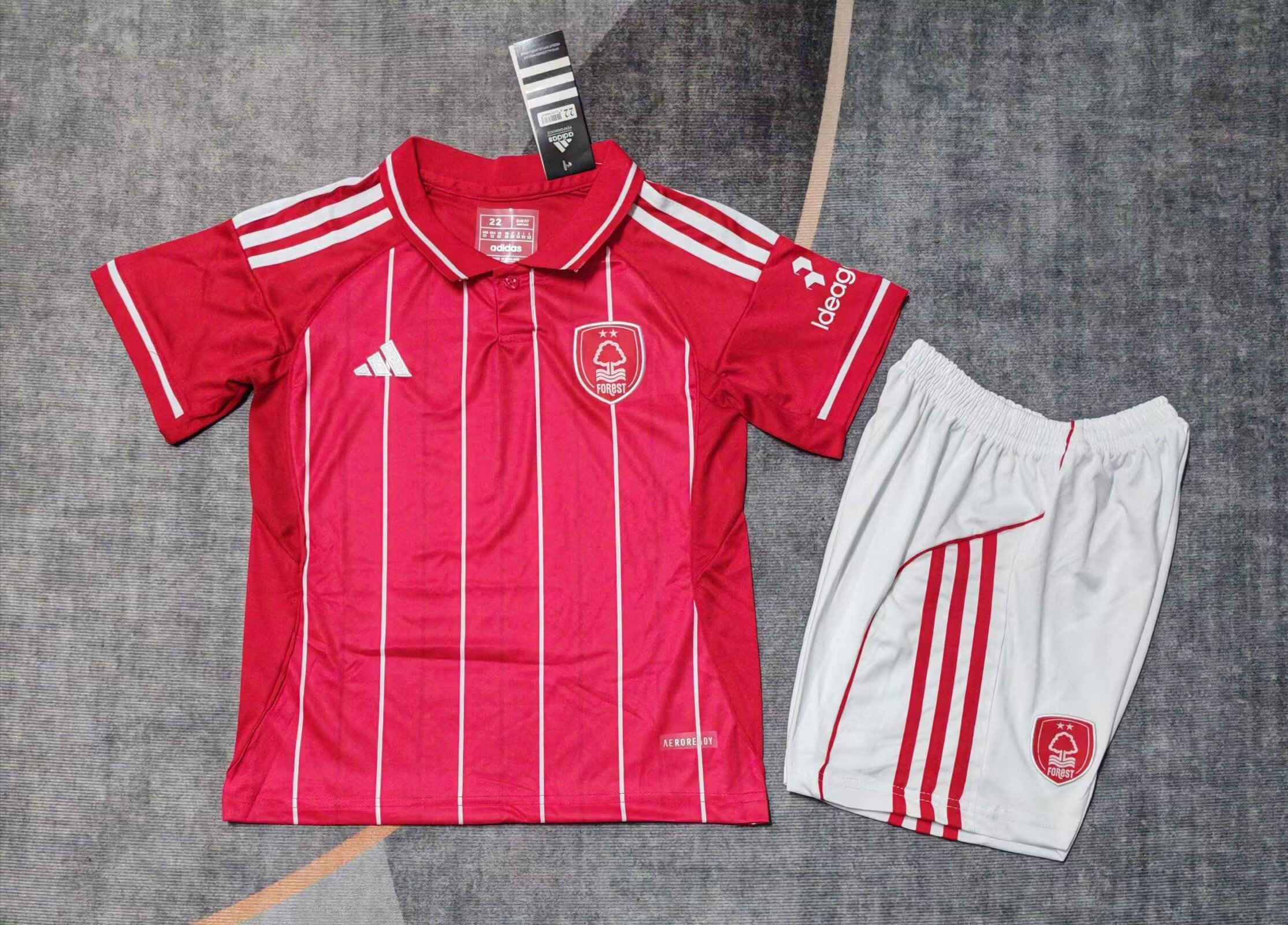 25/26Kids kits Nottingham Forest home 