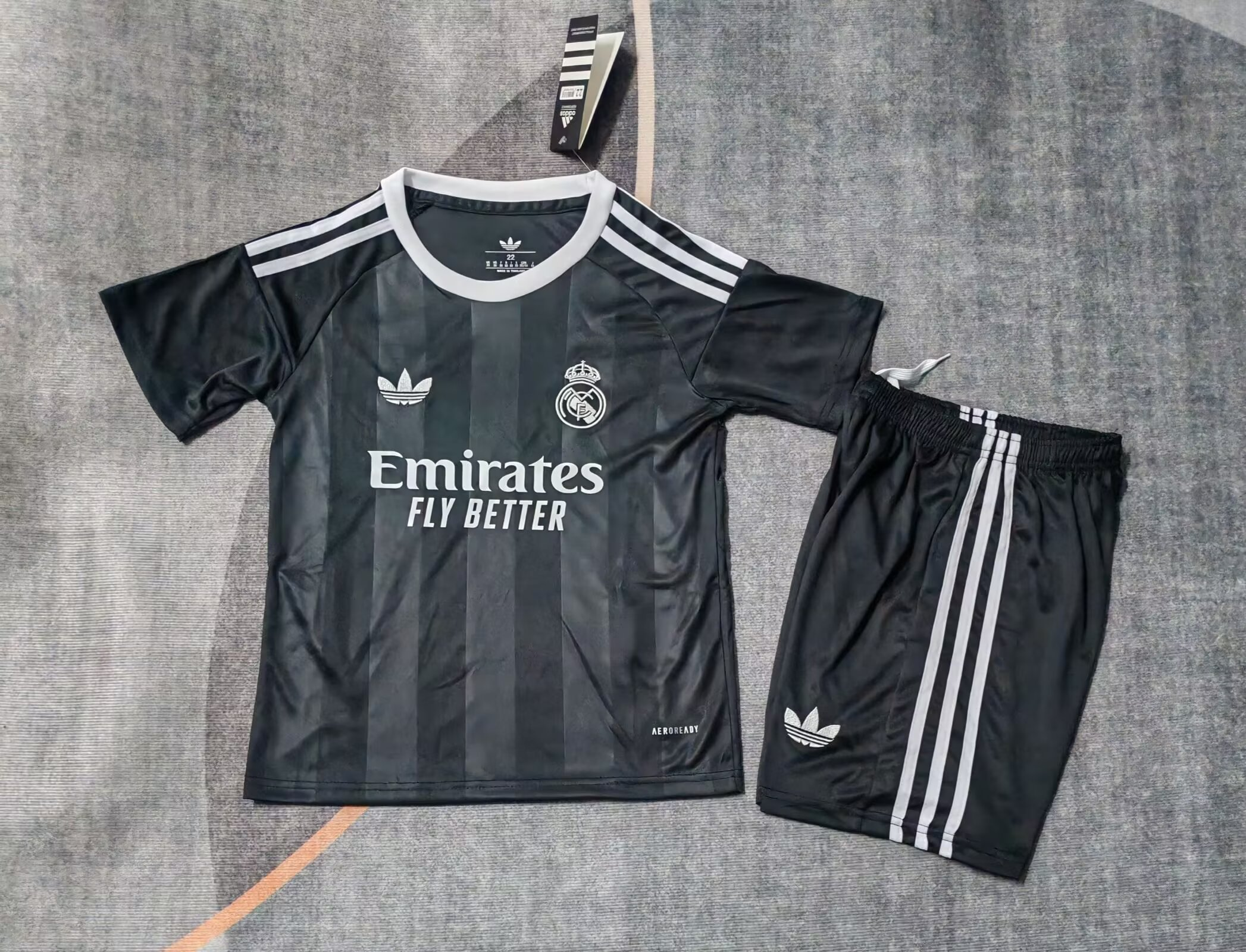 25/26Kids kits Real Madrid Black Goalkeeper 