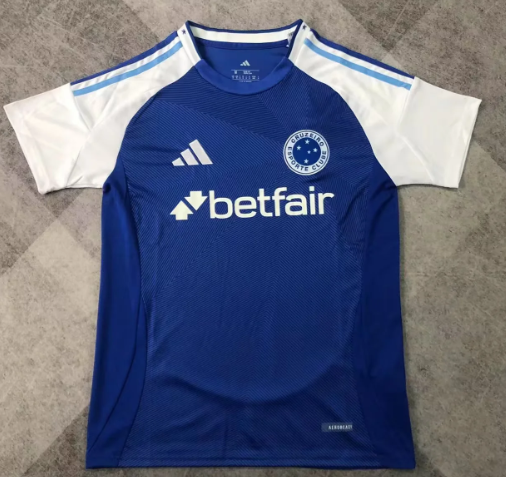 Fans Version 2526Cruzeiro home ground 