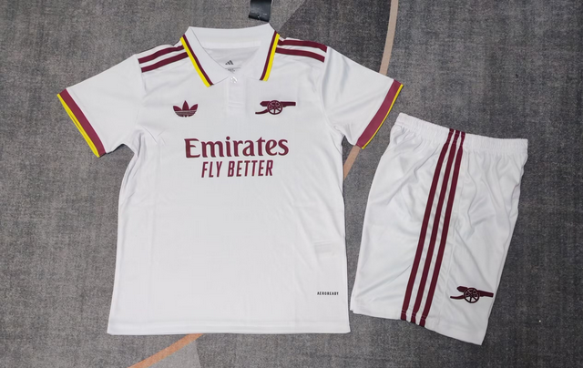 25/26Kids kits Arsenal two guest