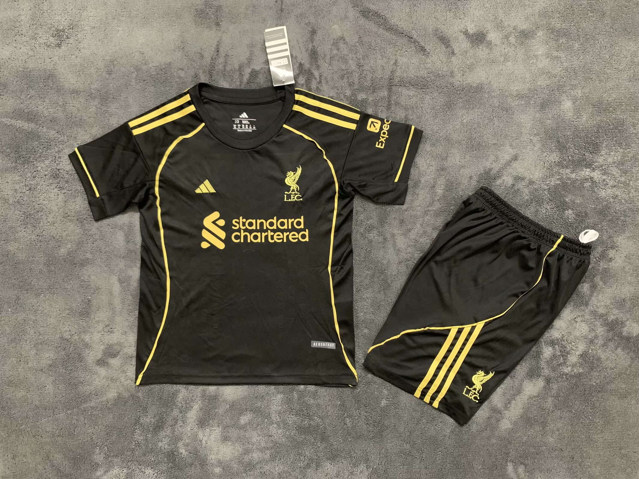25/26Kids kits Liverpool Guest 