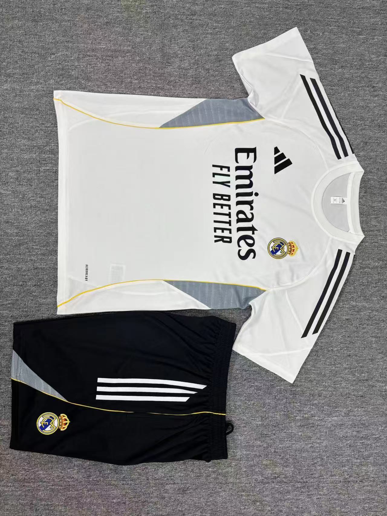 25/26Kid Short sleeved Real Madrid white Training kits
