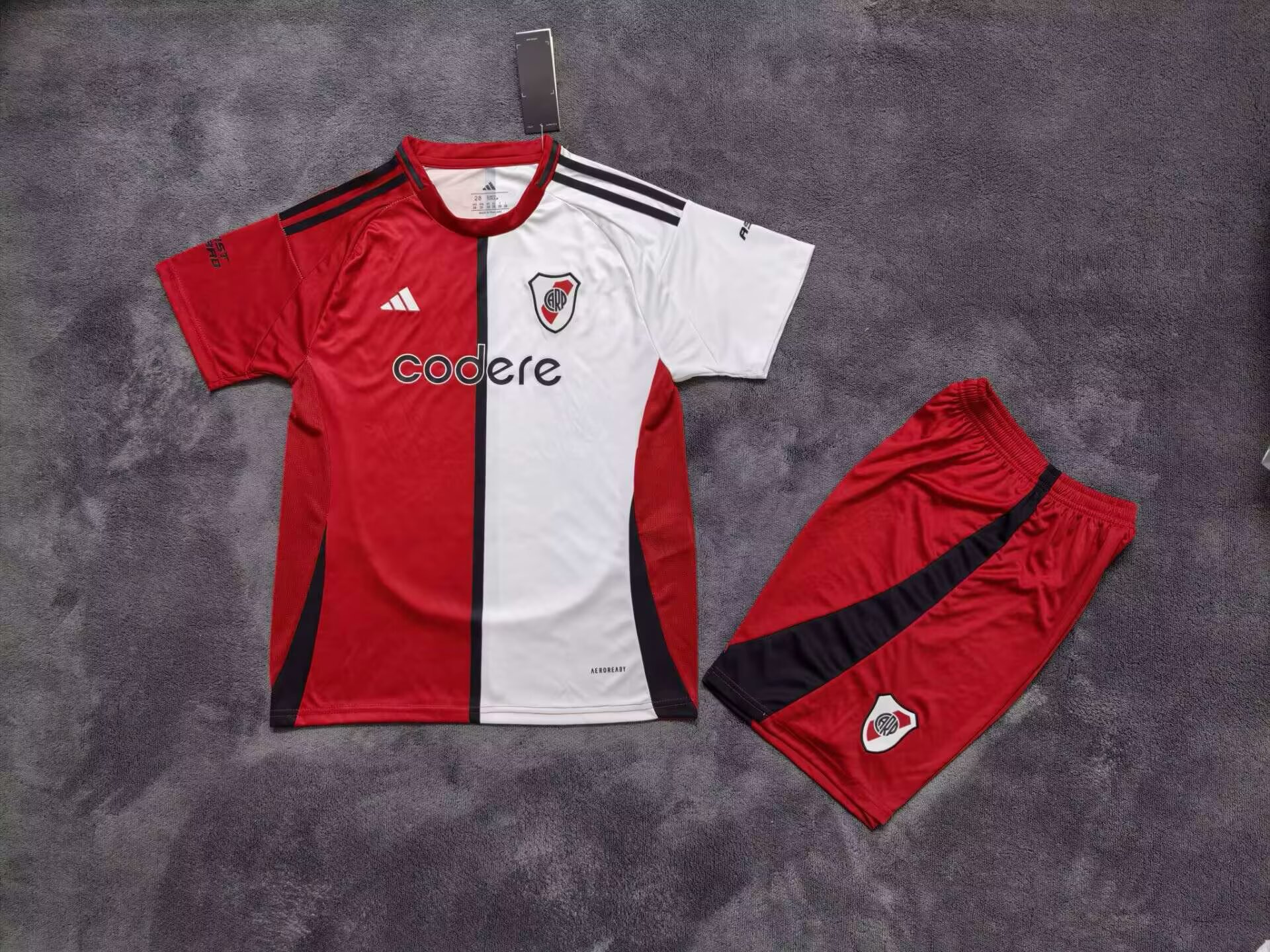 25/26Kids kits Riverbed Two Guest