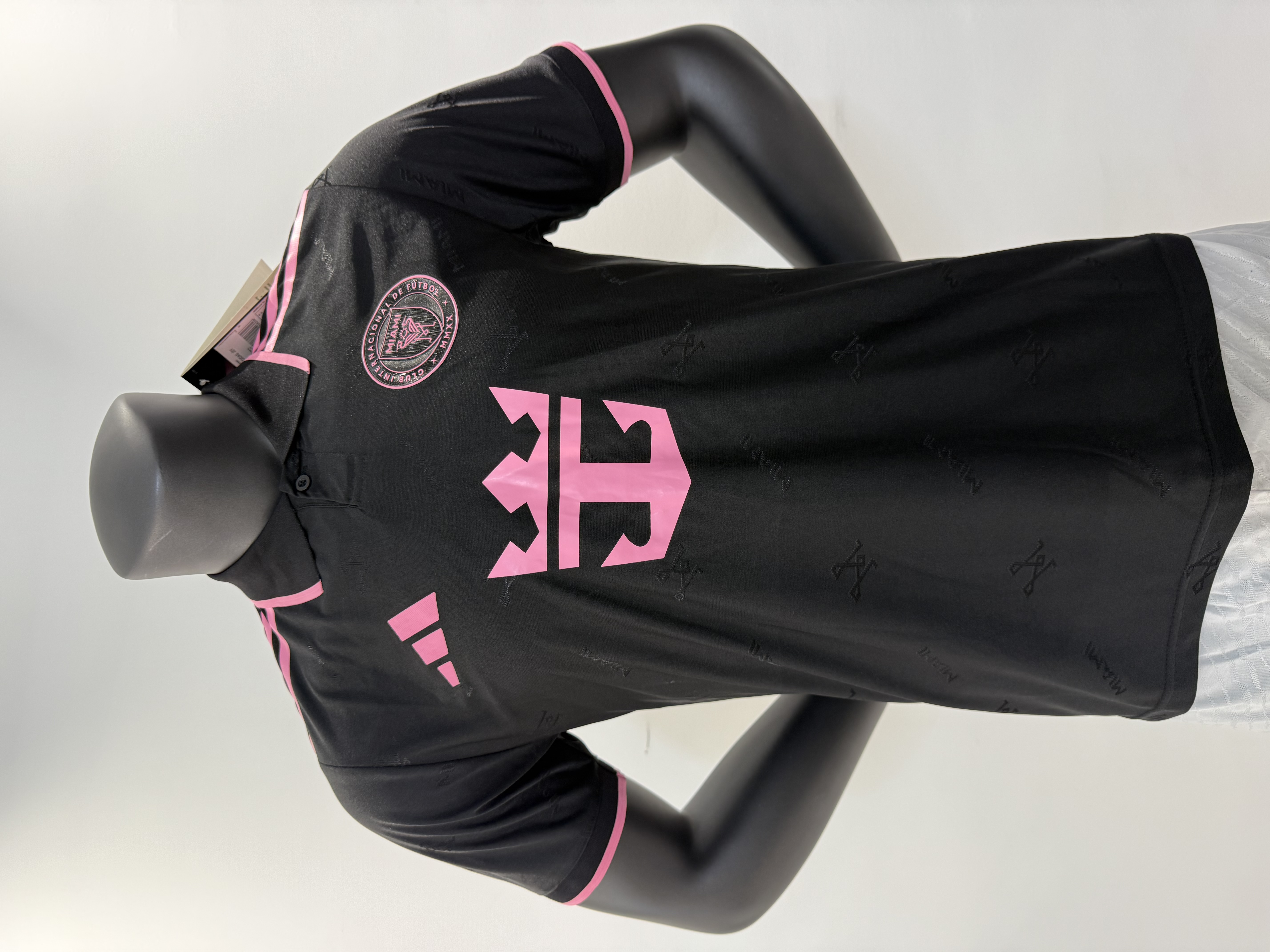 25/26Miami Black Special Edition