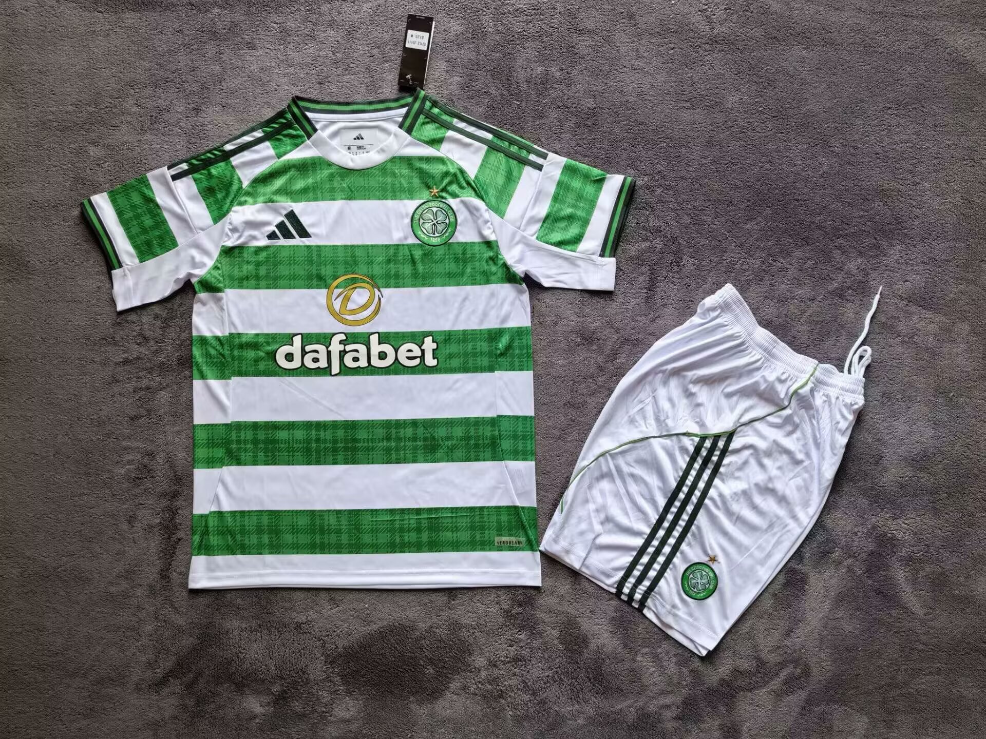 Adults kits 25/26 Celtics home