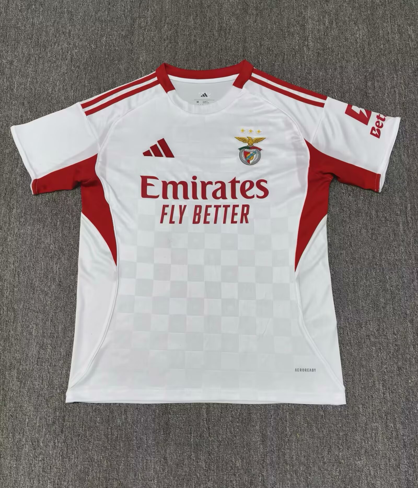 Fans Version 25/26 Benfica away game