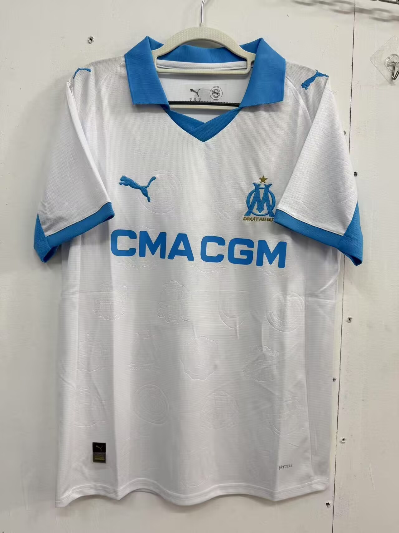 Fans Version 25/26 Marseille home field