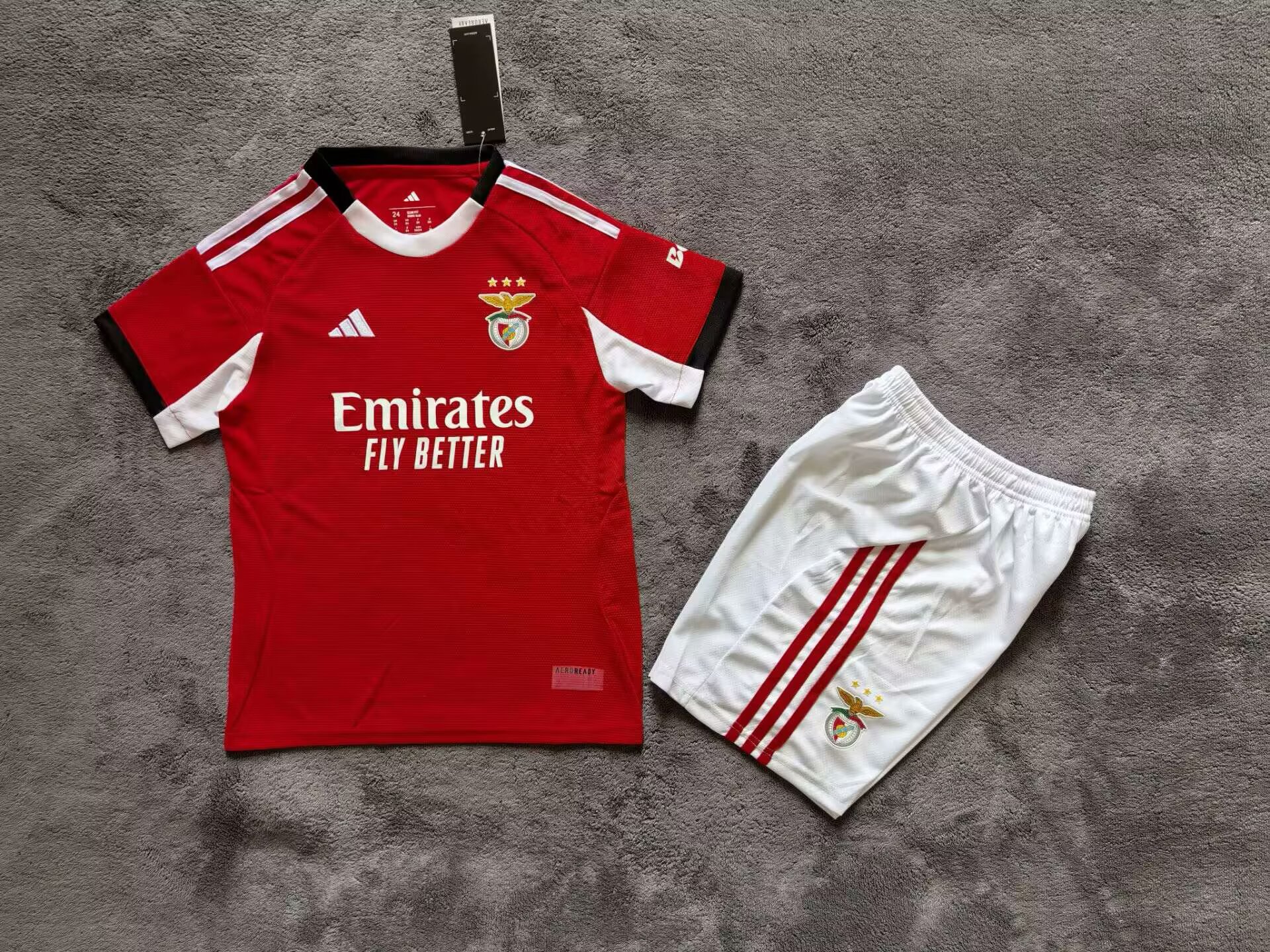 Kids kits 25/26 Benfica home