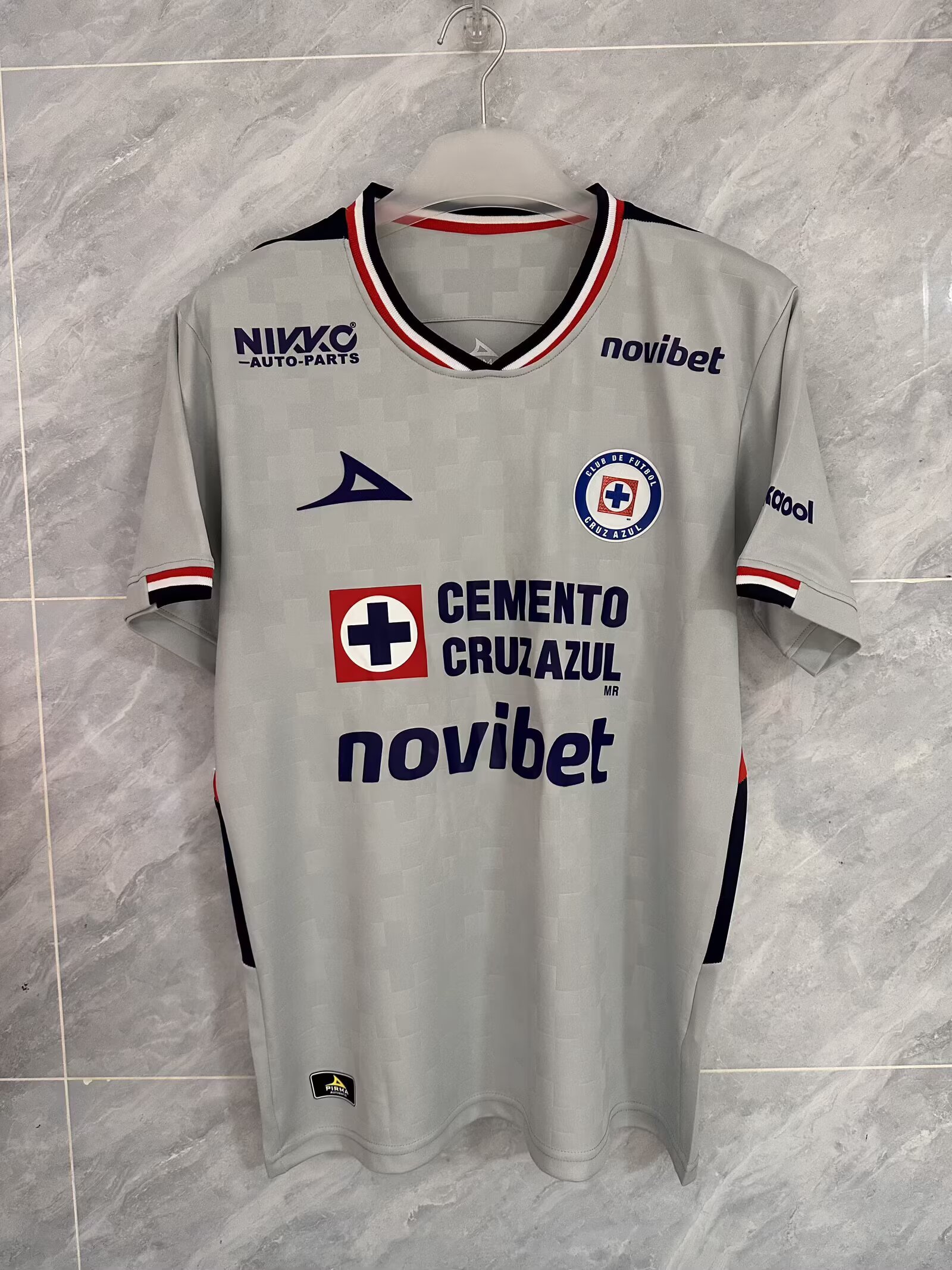 Fans Version 25/26 Cruz Azul away
