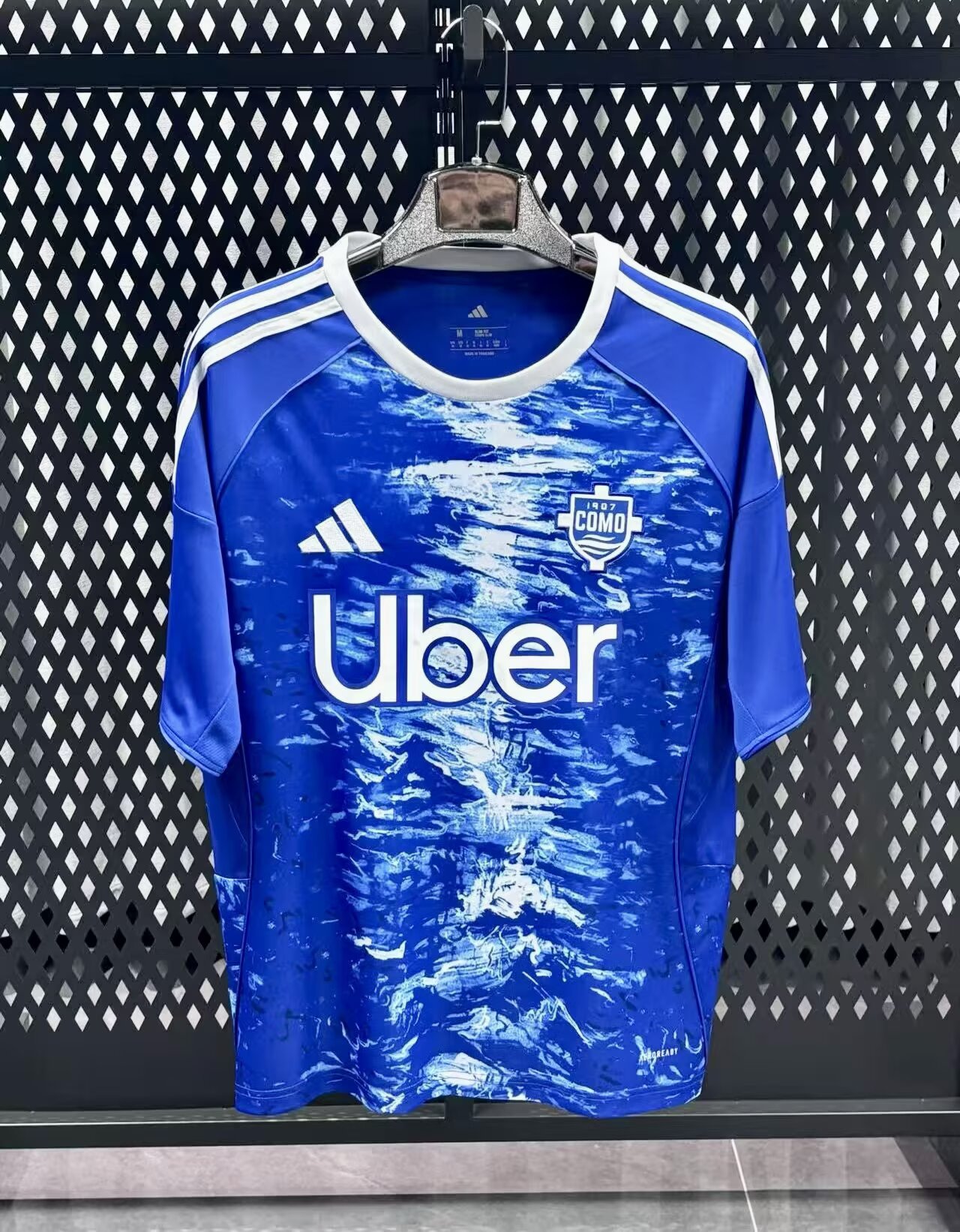 Fans Version 25/26 Como Home