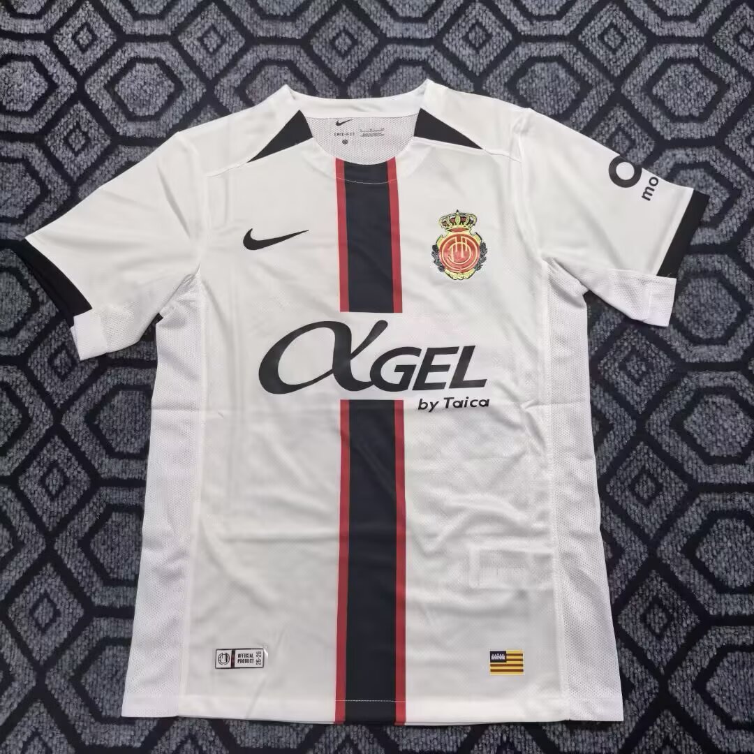 Fans Version 25/26 Mallorca away