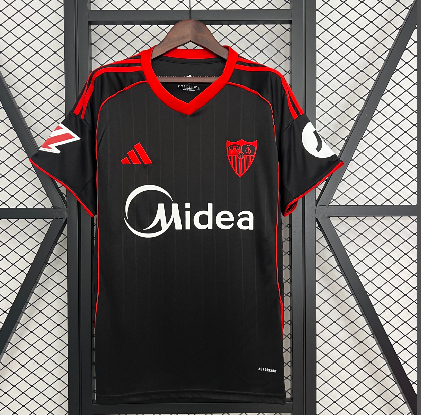 Fans Version 25/26 Sevilla third away game