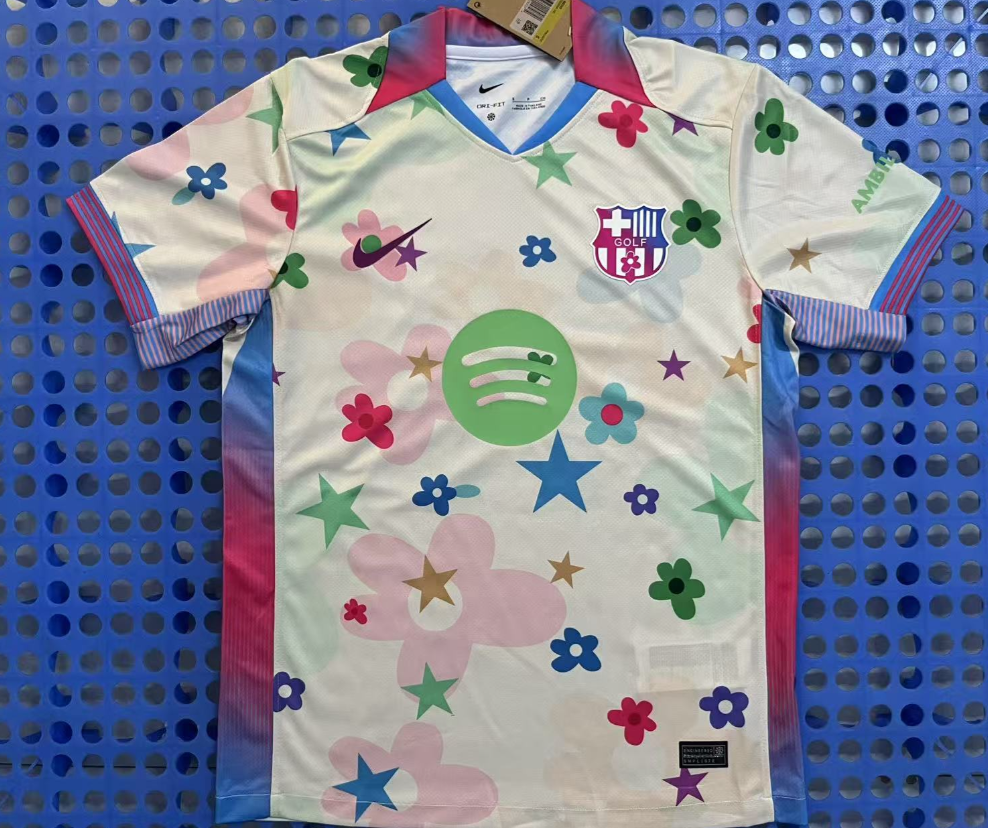 Fans Version 25/26 Barcelona Star Flower Edition