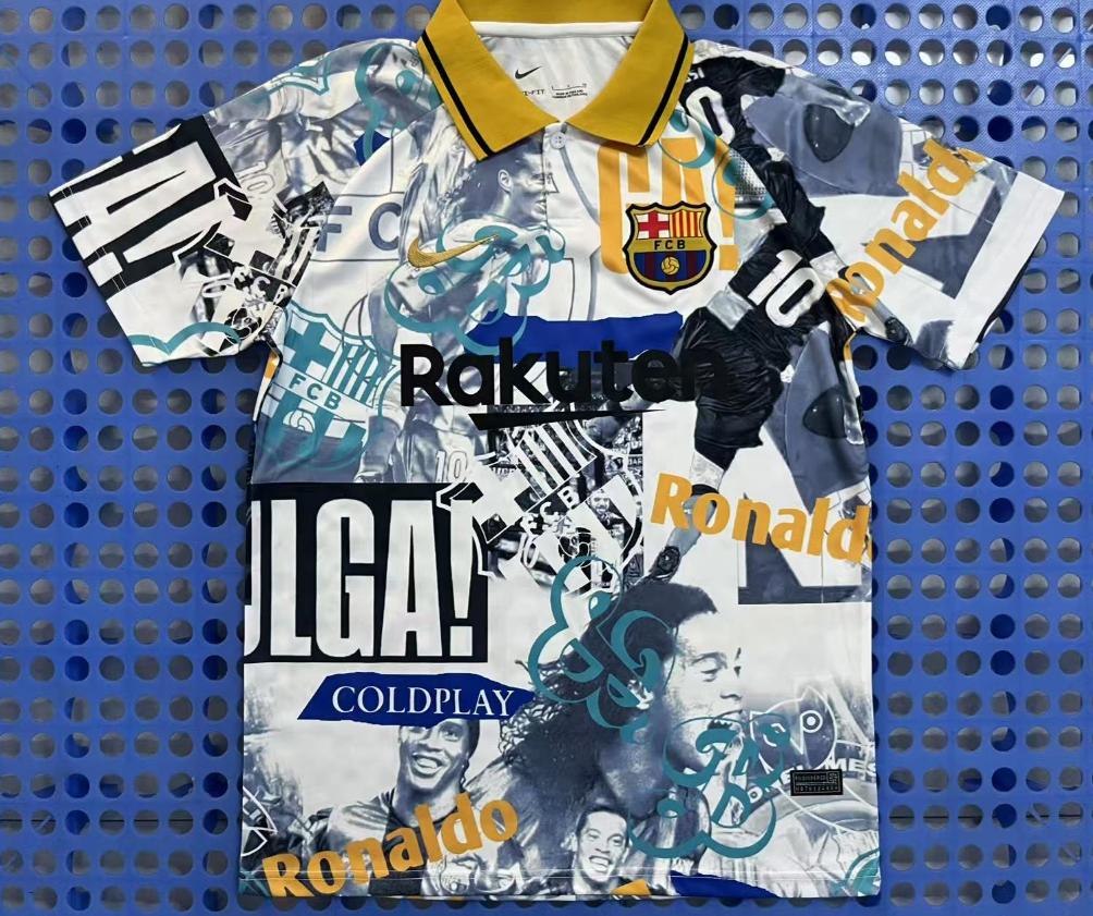 Fans Version 25/26 Barcelona Ronaldinho Graffiti Edition