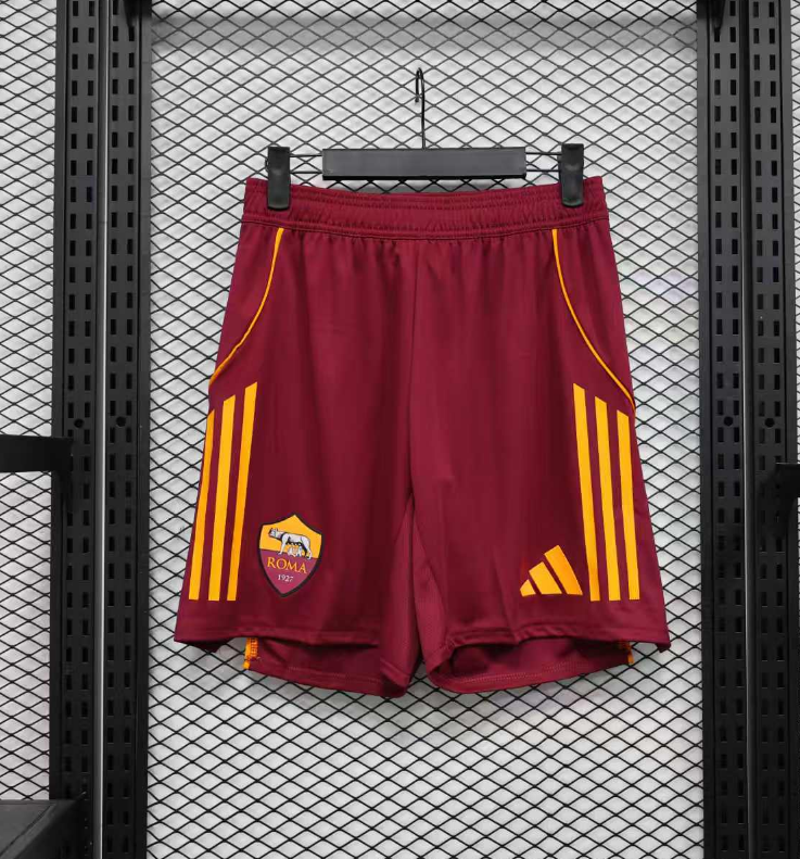 Player version 25/26 Roman home shorts