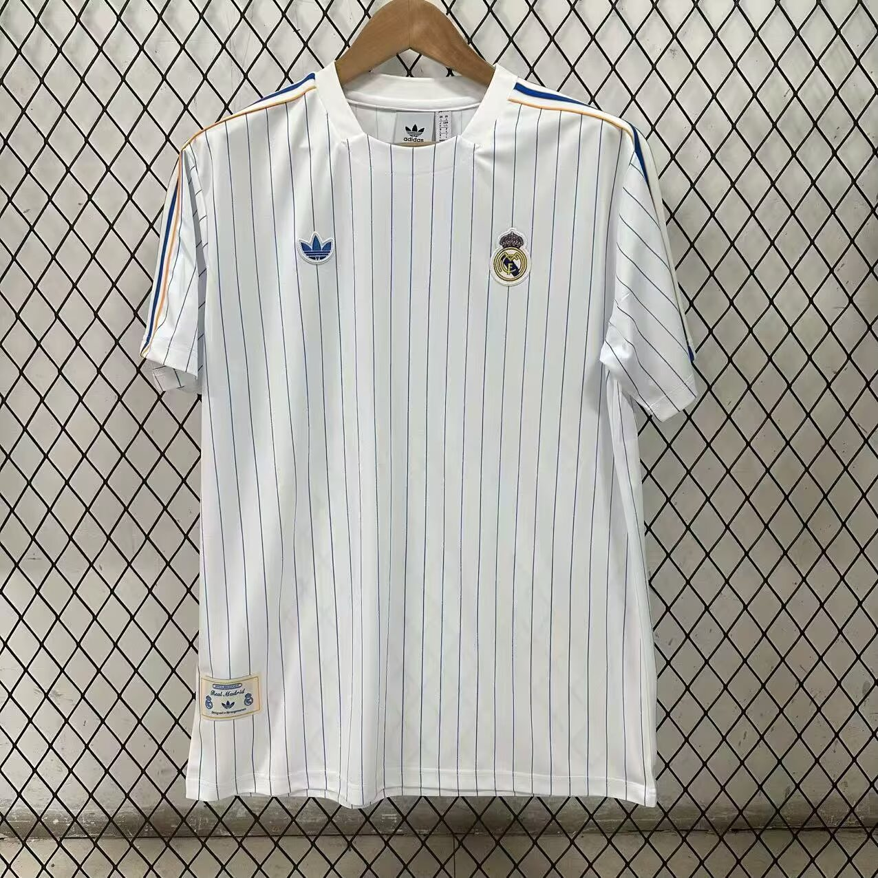 Retro 25/26 Real Madrid retro white edition